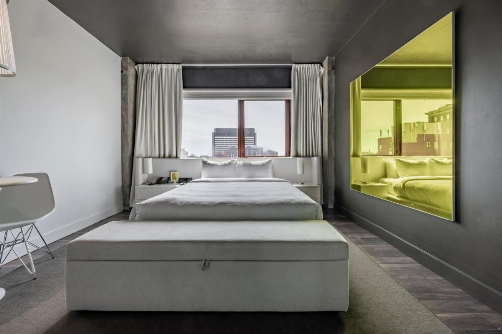 Room image 3